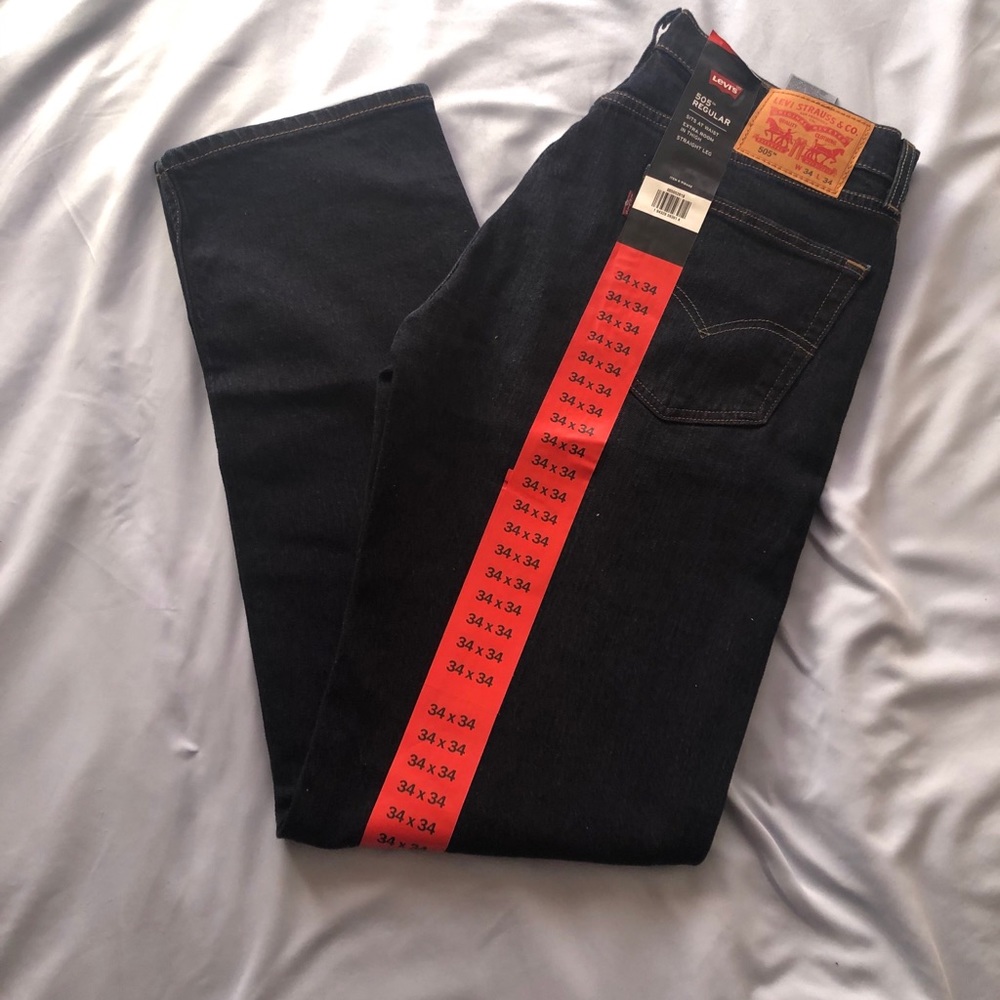 Men’s Levi’s 505 dark blue jeans